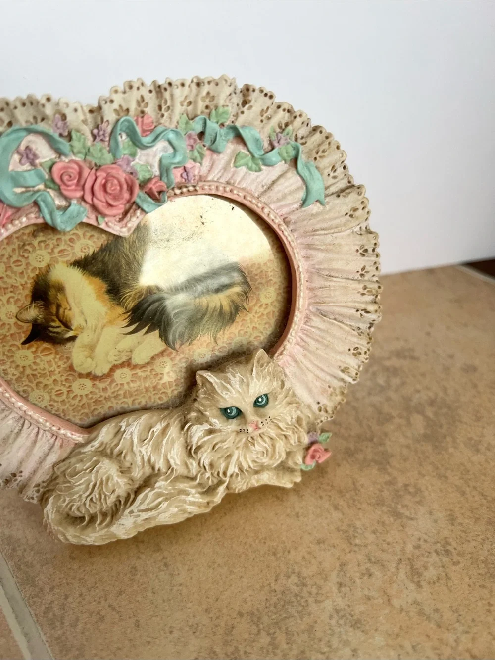 Vintage 1990 Leslie Anne Ivory Miniature Small Cat Picture Frame